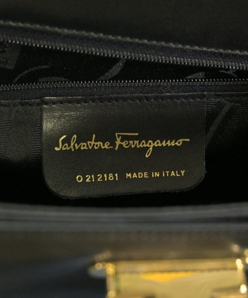 Salvatore Ferragamo กระเป๋าถือ