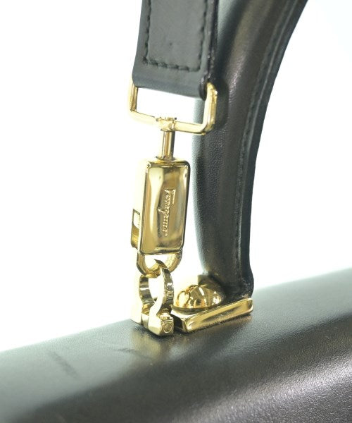Salvatore Ferragamo กระเป๋าถือ