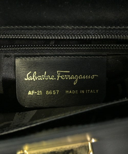 Salvatore Ferragamo กระเป๋าถือ