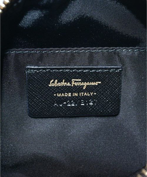 Salvatore Ferragamo กระเป๋าถือ
