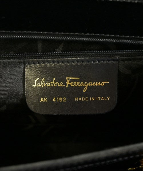 Salvatore Ferragamo กระเป๋าถือ