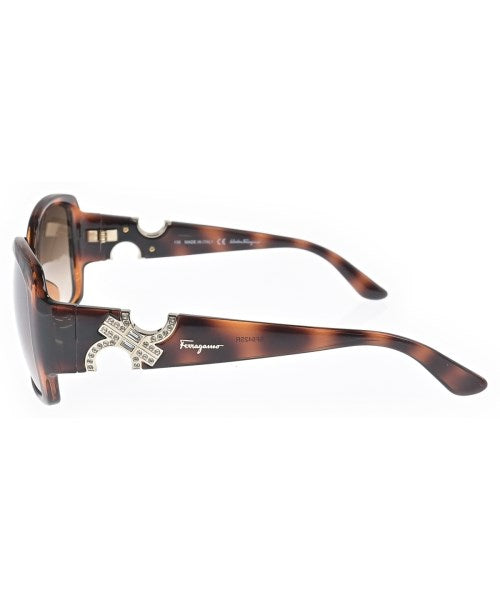 Salvatore Ferragamo แว่นกันแดด