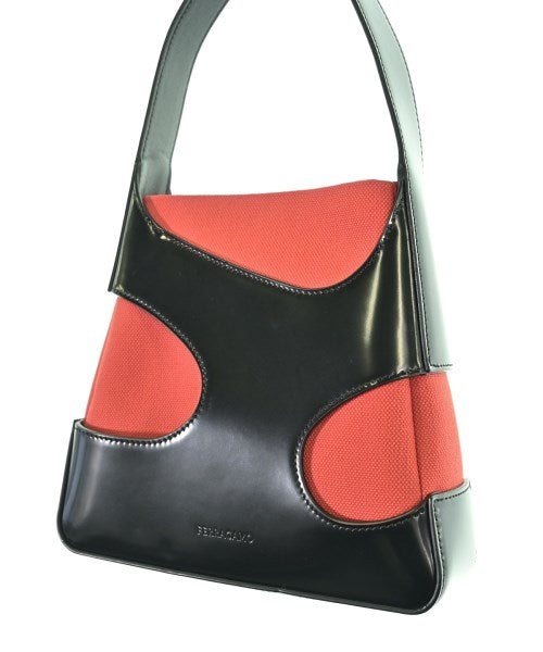 Salvatore Ferragamo กระเป๋าถือ