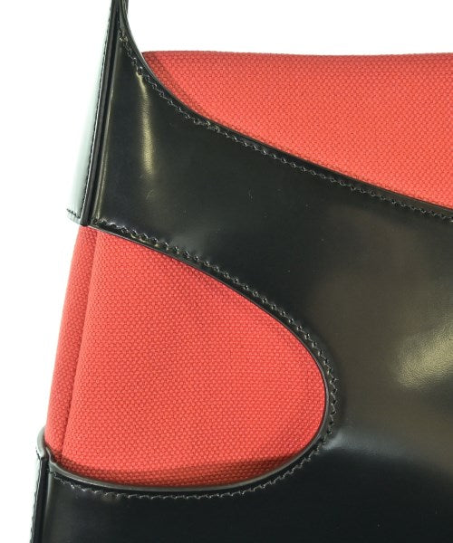 Salvatore Ferragamo กระเป๋าถือ