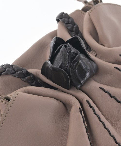 Salvatore Ferragamo กระเป๋าสะพาย