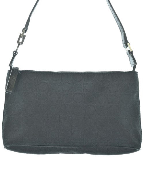 Salvatore Ferragamo กระเป๋าสะพาย