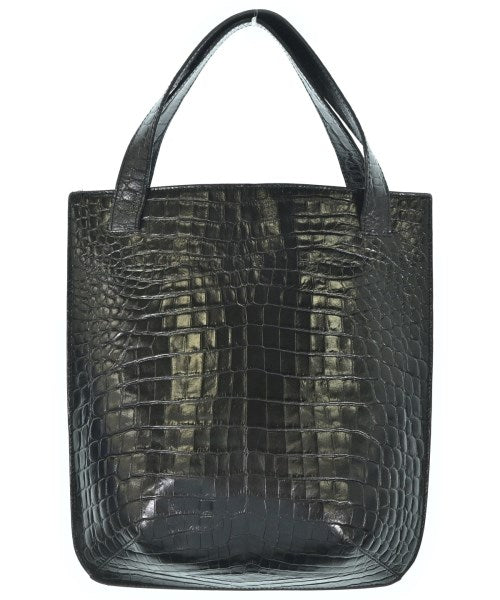 Salvatore Ferragamo กระเป๋าถือขนาดใหญ่