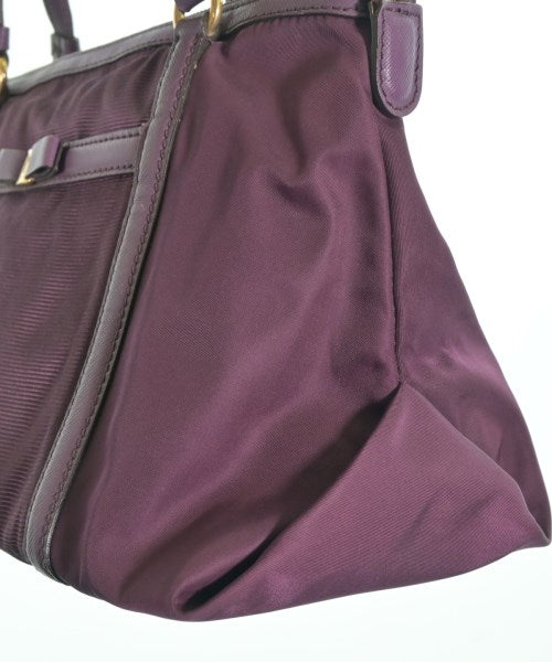 Salvatore Ferragamo กระเป๋าสะพาย