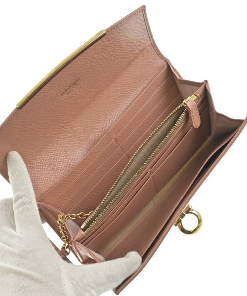 Salvatore Ferragamo กระเป๋าสตางค์/กระเป๋าใส่เหรียญ