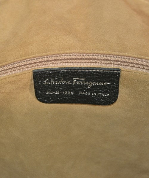 Salvatore Ferragamo กระเป๋าถือ