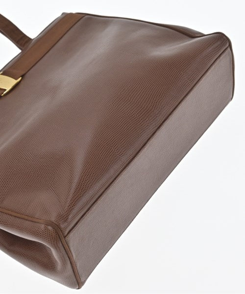 Salvatore Ferragamo กระเป๋าถือขนาดใหญ่