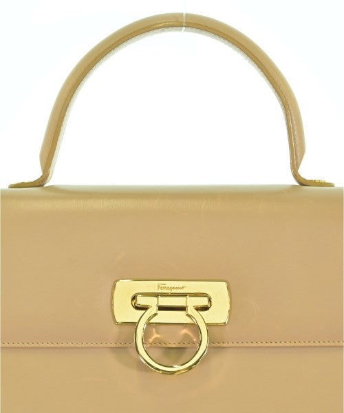 Salvatore Ferragamo กระเป๋าถือ