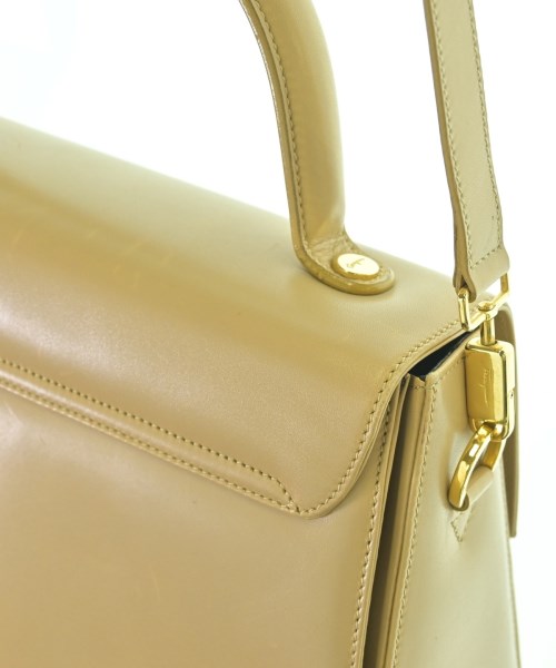 Salvatore Ferragamo กระเป๋าถือ