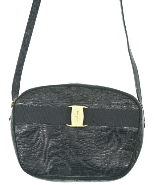 Salvatore Ferragamo กระเป๋าสะพาย