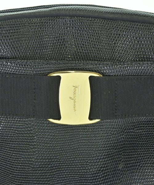 Salvatore Ferragamo กระเป๋าสะพาย
