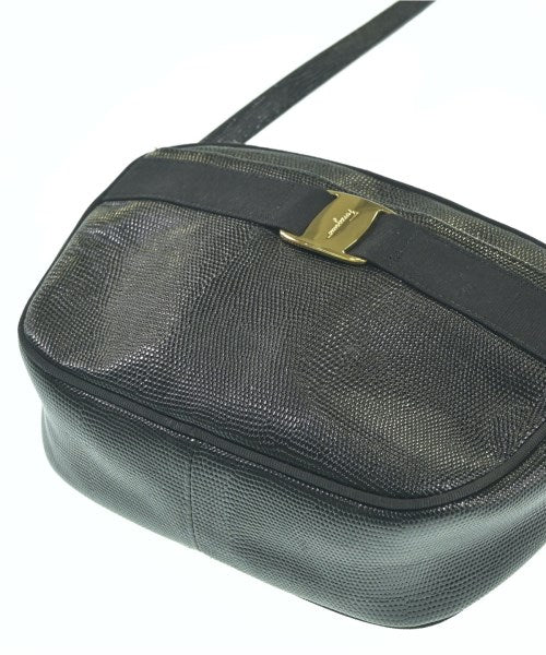 Salvatore Ferragamo กระเป๋าสะพาย