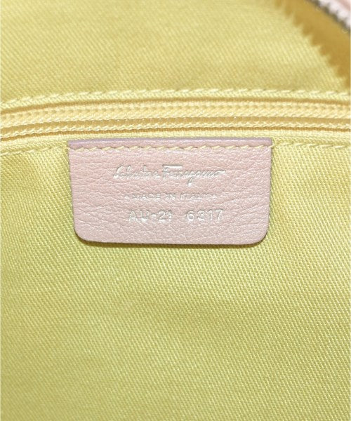 Salvatore Ferragamo กระเป๋าถือ