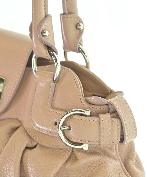 Salvatore Ferragamo กระเป๋าถือ