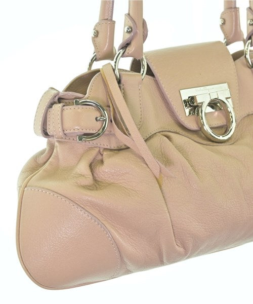 Salvatore Ferragamo กระเป๋าถือ