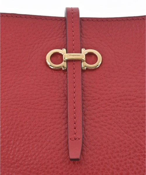 Salvatore Ferragamo กระเป๋าถือ