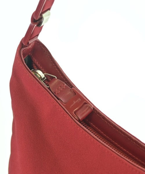 Salvatore Ferragamo กระเป๋าสะพาย