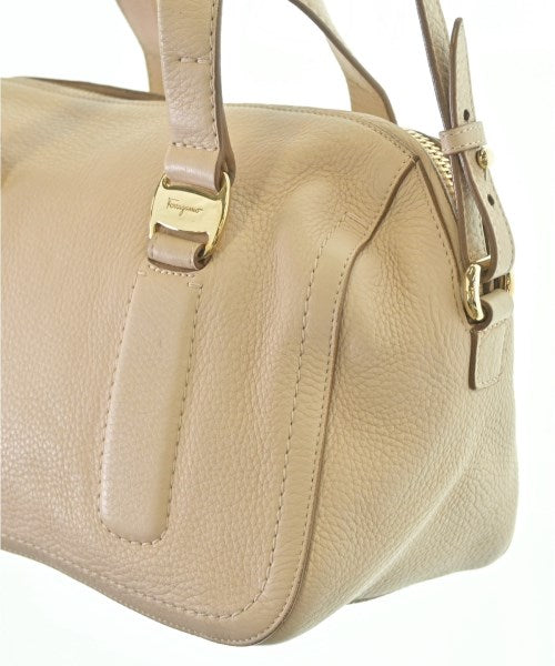 Salvatore Ferragamo กระเป๋าถือ