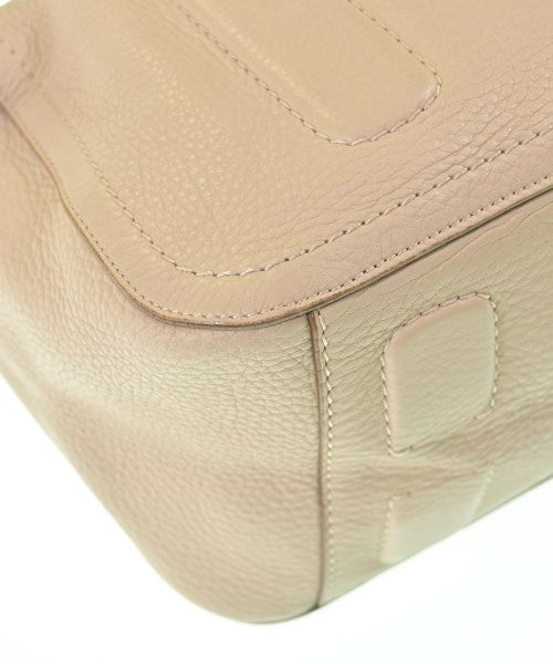 Salvatore Ferragamo กระเป๋าถือ