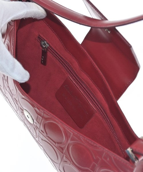Salvatore Ferragamo กระเป๋าสะพาย