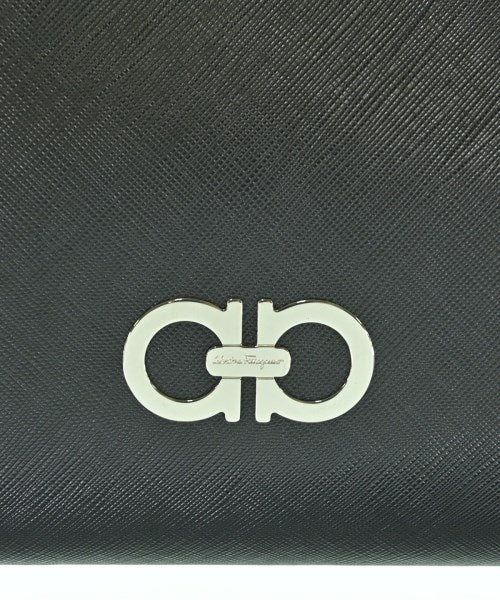 Salvatore Ferragamo กระเป๋าถือ