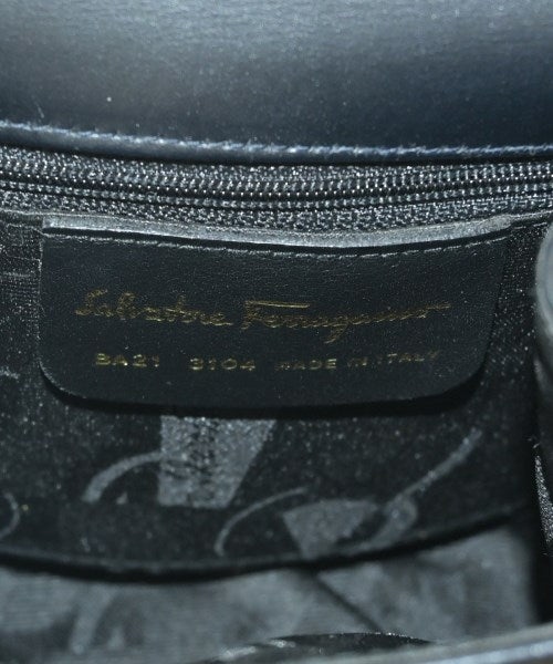 Salvatore Ferragamo กระเป๋าถือ