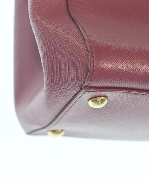 Salvatore Ferragamo กระเป๋าถือขนาดใหญ่