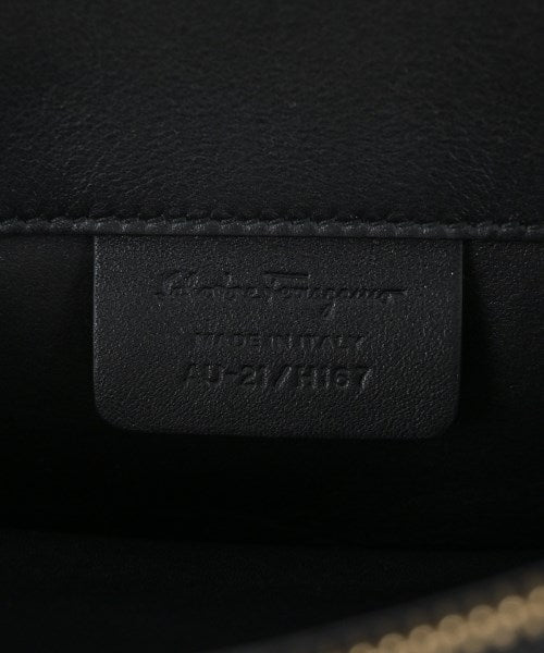 Salvatore Ferragamo กระเป๋าถือ