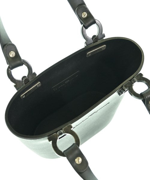 Salvatore Ferragamo กระเป๋าถือ