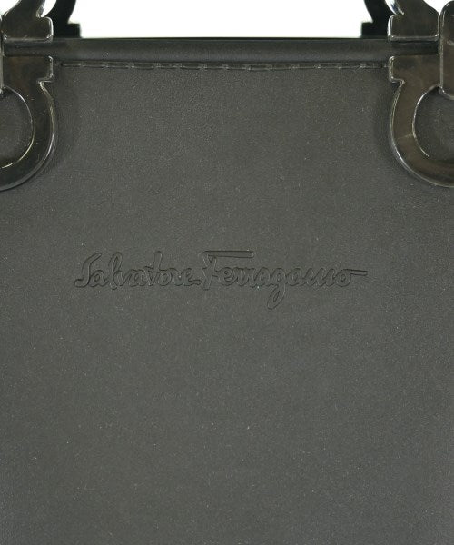 Salvatore Ferragamo กระเป๋าถือ