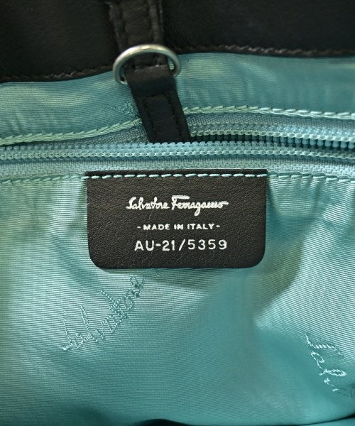 Salvatore Ferragamo กระเป๋าถือ