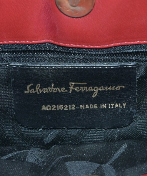 Salvatore Ferragamo กระเป๋าถือขนาดใหญ่