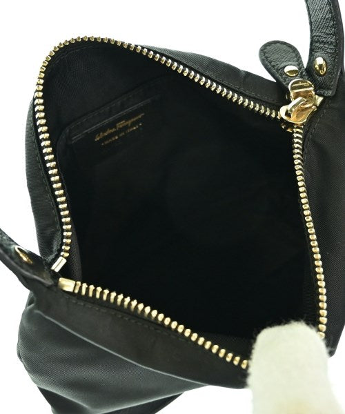 Salvatore Ferragamo กระเป๋าถือ