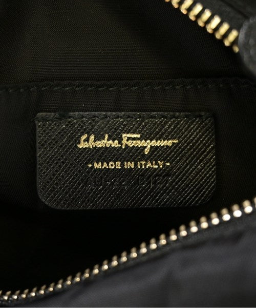 Salvatore Ferragamo กระเป๋าถือ