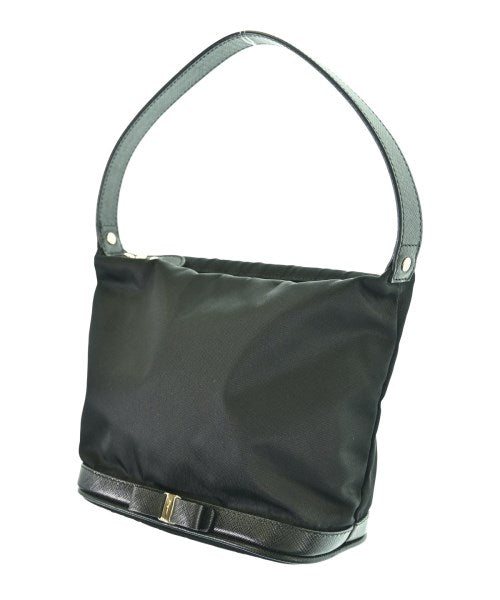 Salvatore Ferragamo กระเป๋าถือ