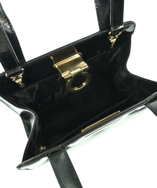 Salvatore Ferragamo กระเป๋าถือ