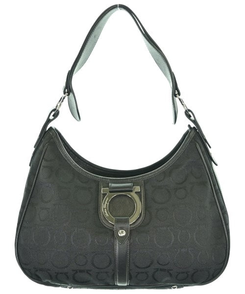Salvatore Ferragamo กระเป๋าสะพาย