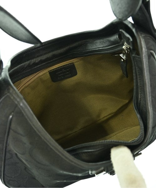 Salvatore Ferragamo กระเป๋าสะพาย