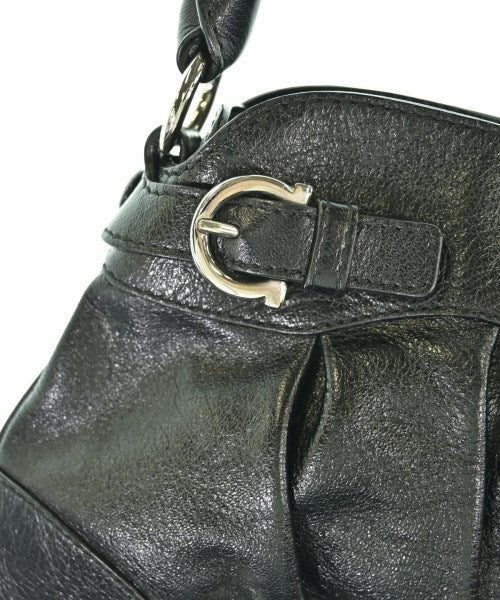 Salvatore Ferragamo กระเป๋าถือ