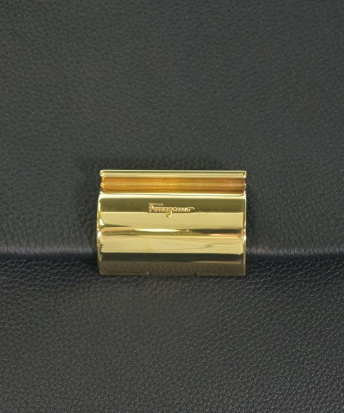 Salvatore Ferragamo กระเป๋าสะพาย