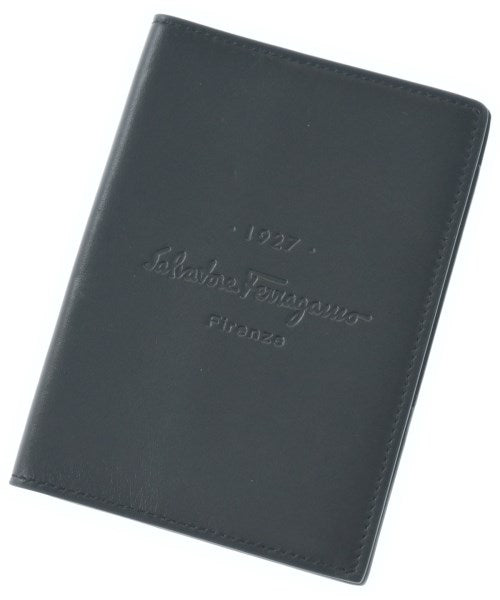 Salvatore Ferragamo อื่นๆ