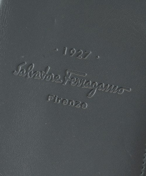 Salvatore Ferragamo อื่นๆ