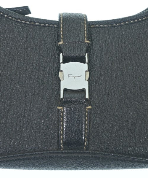 Salvatore Ferragamo กระเป๋าสะพาย