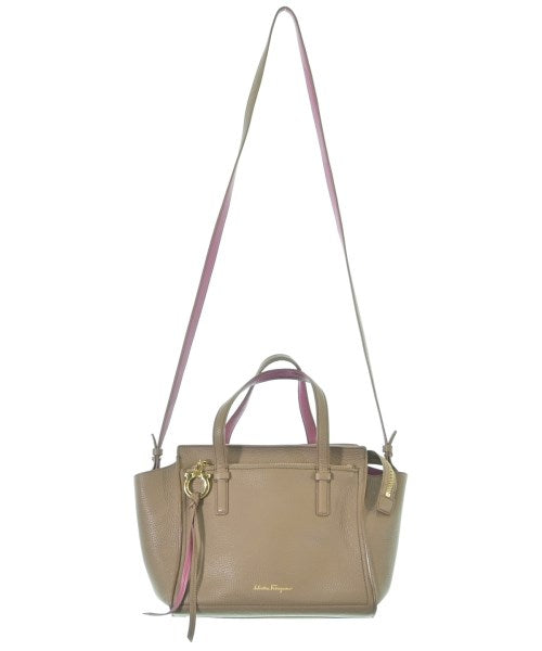 Salvatore Ferragamo กระเป๋าถือ