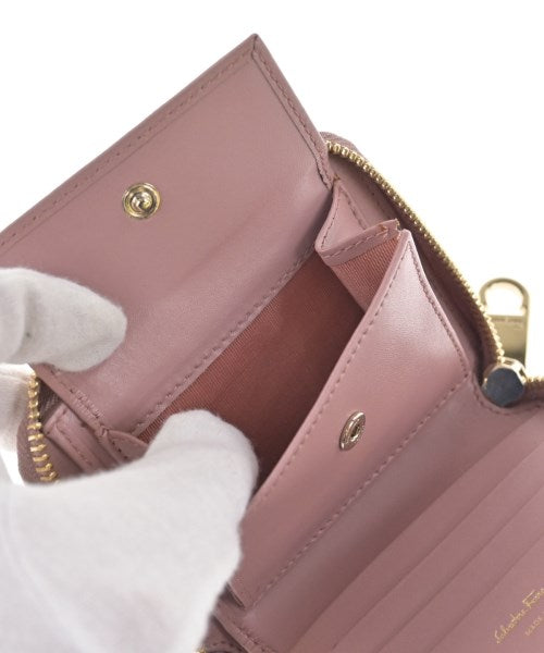 Salvatore Ferragamo กระเป๋าสตางค์/กระเป๋าใส่เหรียญ