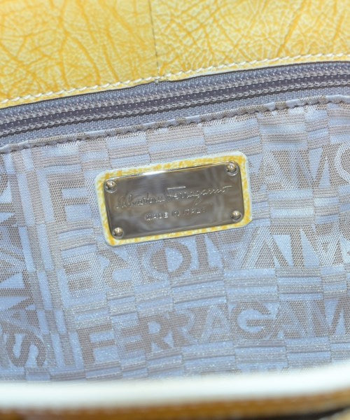 Salvatore Ferragamo กระเป๋าถือ
